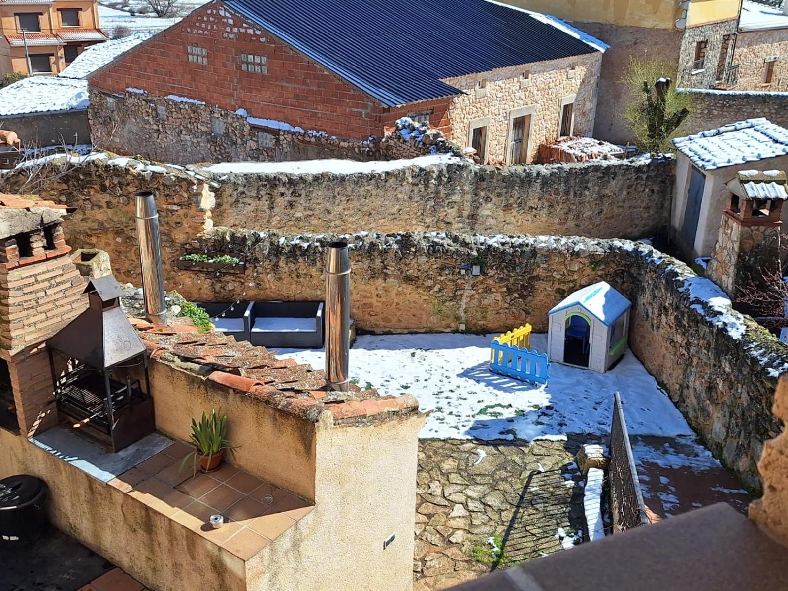 La Hacendera Entre Hoces - 20-28Pax-10 Hab Con Banos En Suite Maderuelo Exterior foto